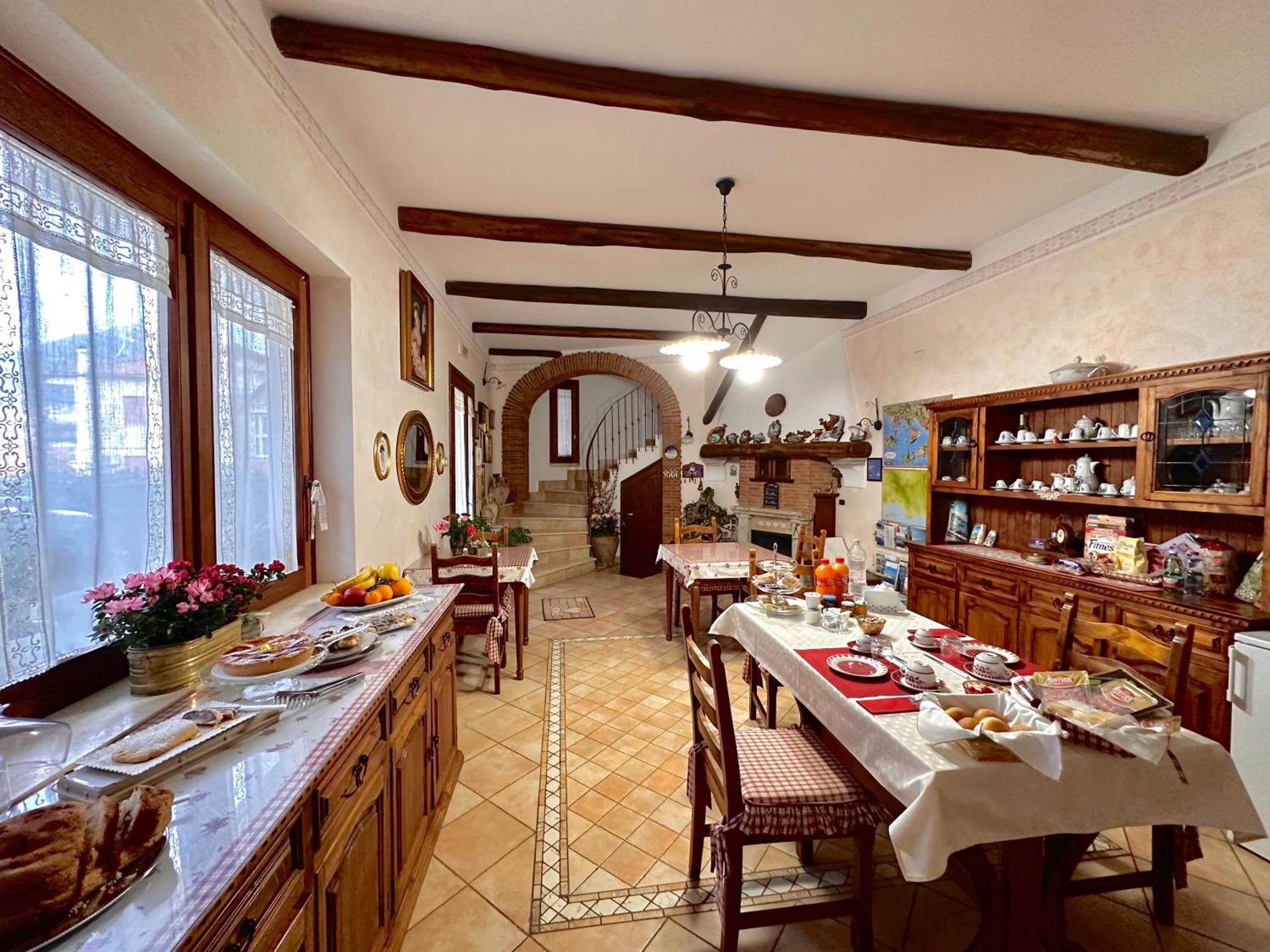 Il Ritrovo Delle Volpi Bed & Breakfast อาเจโรลา ภายนอก รูปภาพ